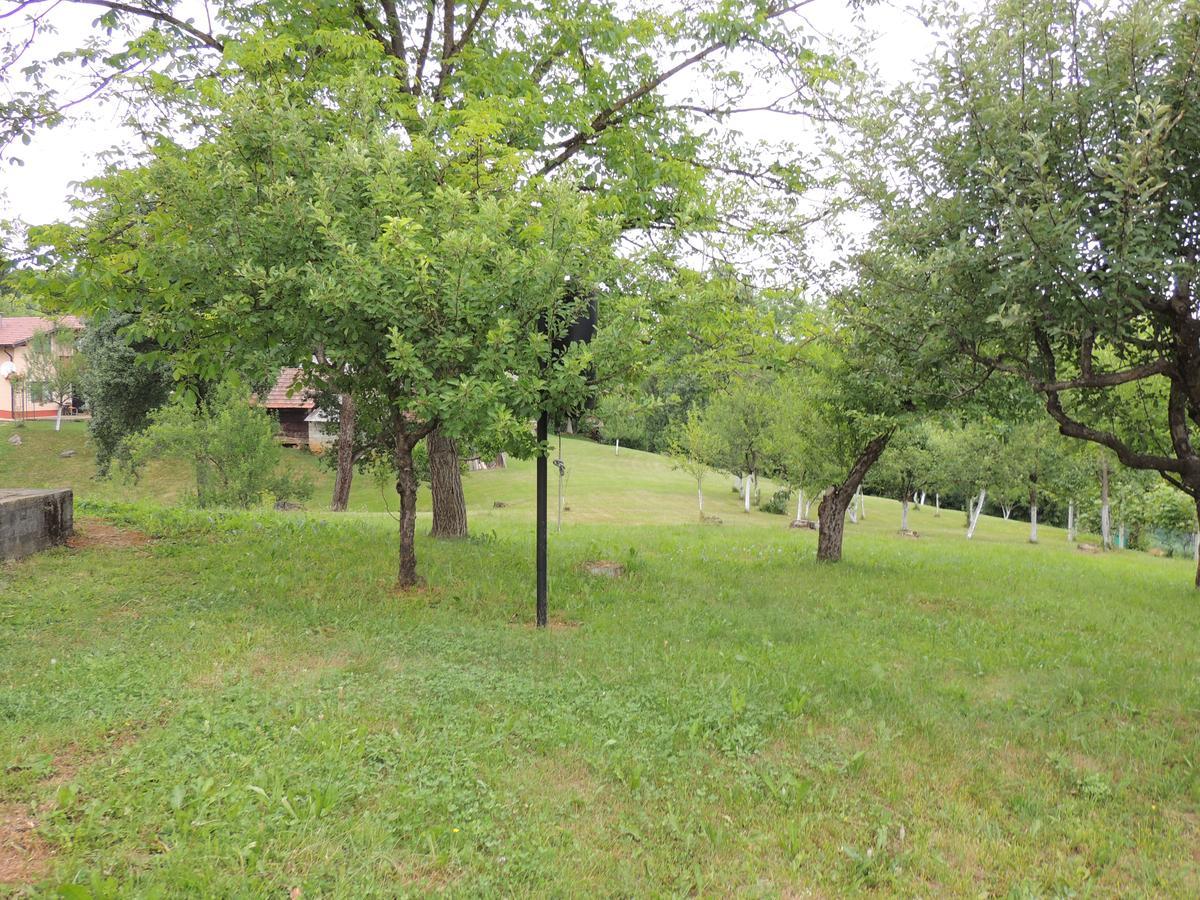 Green Eden Gornji Zvecaj Exterior photo